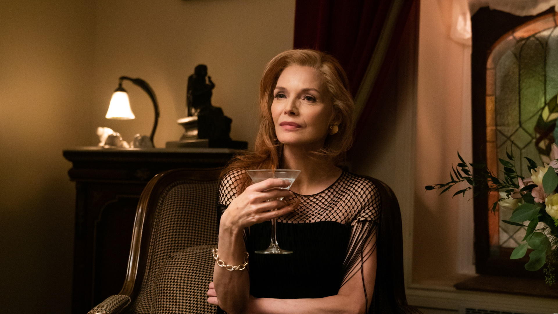 Michelle Pfeiffer stars in French Exit.